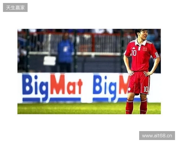 邓卓翔、常卫魏、闫毅等人参加2025武汉足球明星表演赛 邓卓翔、常卫魏、闫毅等人参加2025武汉足球明星表演赛