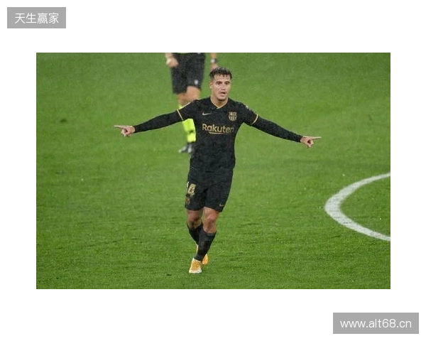 巴萨官方：莱万左眼眶骨折，将缺席对阵马竞的比赛