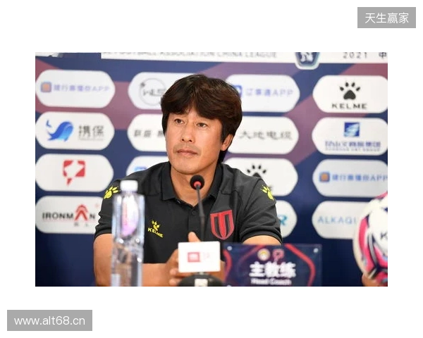 成都蓉城前主帅徐正源近况。和每年假期时一样,徐正... 成都蓉城前主帅徐正源近况。和每年假期时一样,徐正...